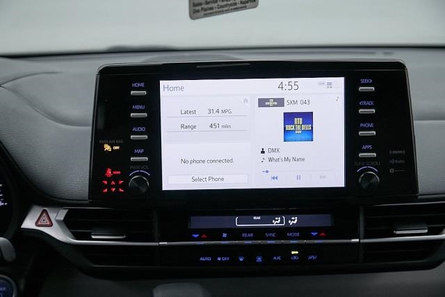 2024 Toyota Sienna LE FWD