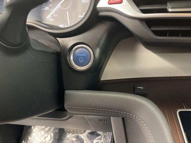 2024 Toyota Sienna LE FWD