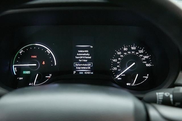 2024 Toyota Sienna LE FWD