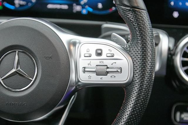 2022 Mercedes-Benz GLB AMG GLB 35 AWD