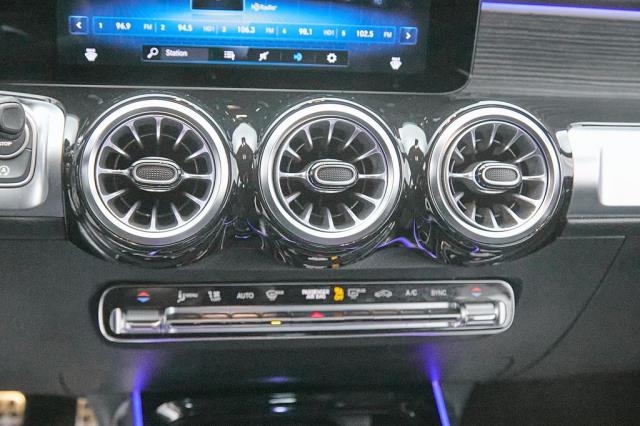 2022 Mercedes-Benz GLB AMG GLB 35 AWD