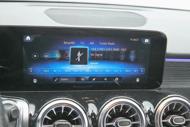 2022 Mercedes-Benz GLB AMG GLB 35 AWD