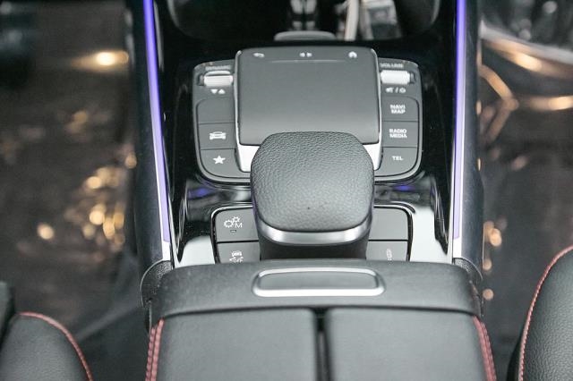 2022 Mercedes-Benz GLB AMG GLB 35 AWD