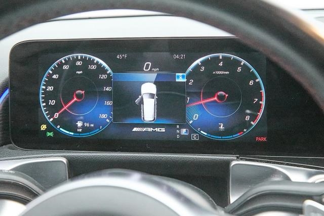 2022 Mercedes-Benz GLB AMG GLB 35 AWD