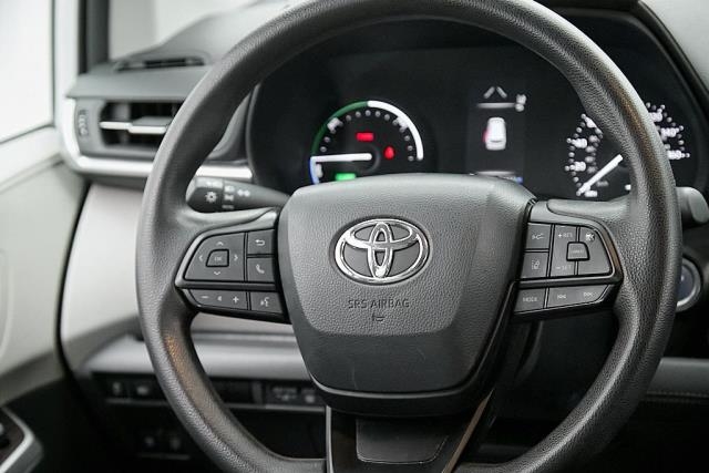 2024 Toyota Sienna LE FWD