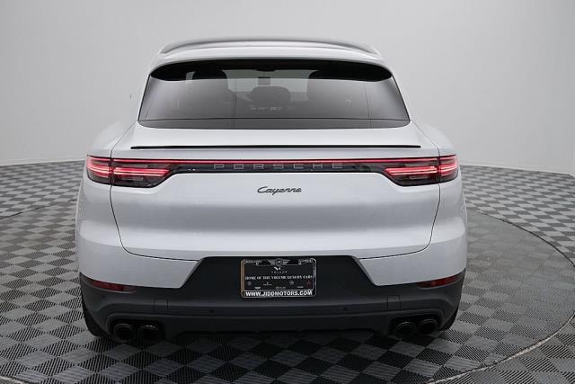 2022 Porsche Cayenne Platinum Edition AWD