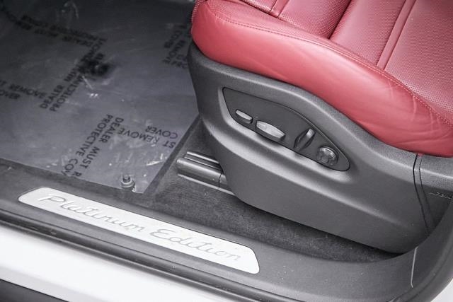 2022 Porsche Cayenne Platinum Edition AWD