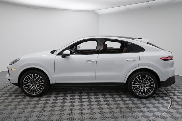 2022 Porsche Cayenne Platinum Edition AWD