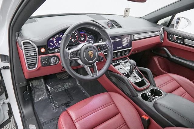 2022 Porsche Cayenne Platinum Edition AWD