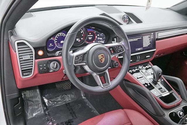 2022 Porsche Cayenne Platinum Edition AWD