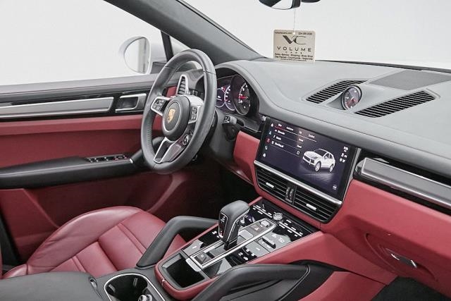 2022 Porsche Cayenne Platinum Edition AWD