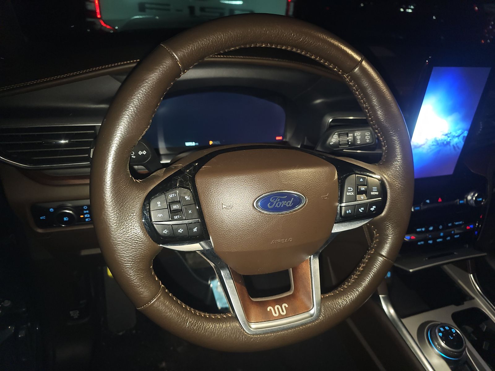 2023 Ford Explorer King Ranch AWD