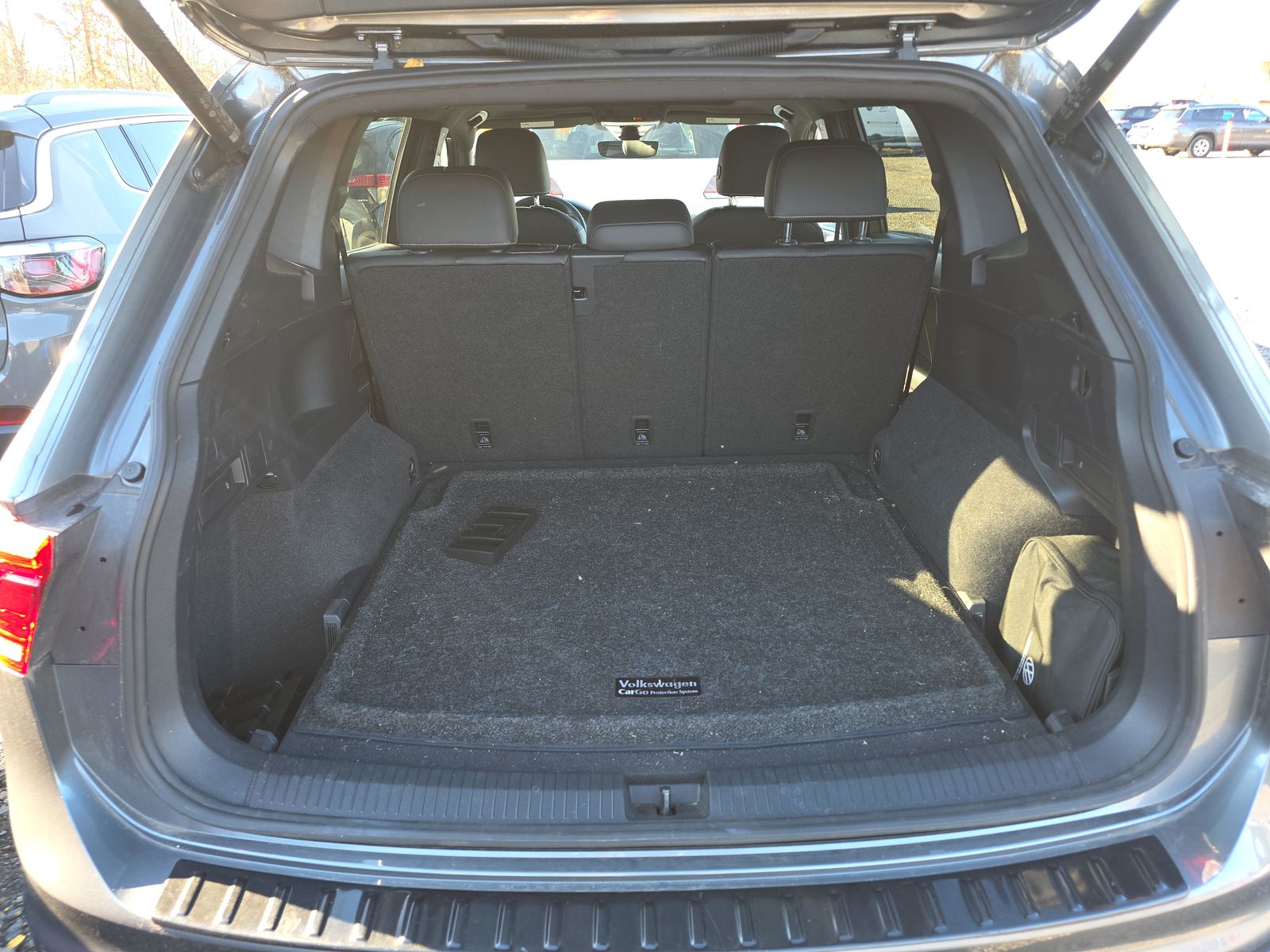 2022 Volkswagen Tiguan 2.0T SE R-Line Black AWD