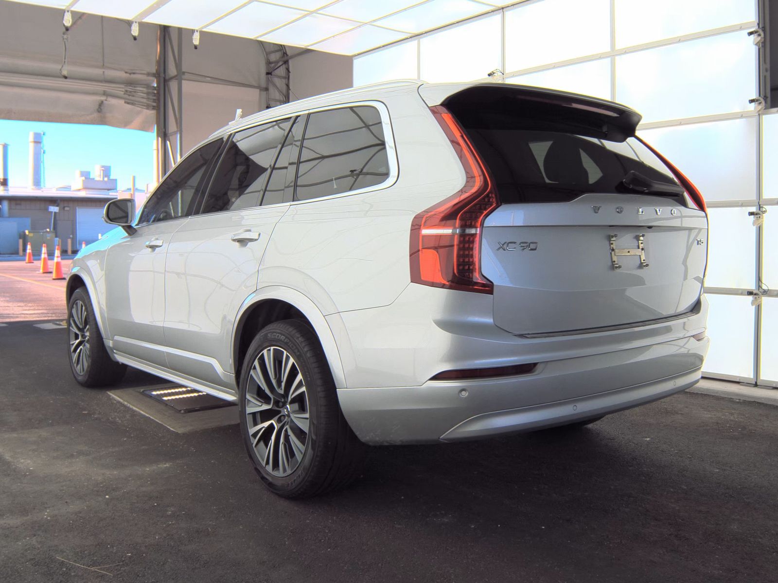 2022 Volvo XC90 T5 Momentum FWD