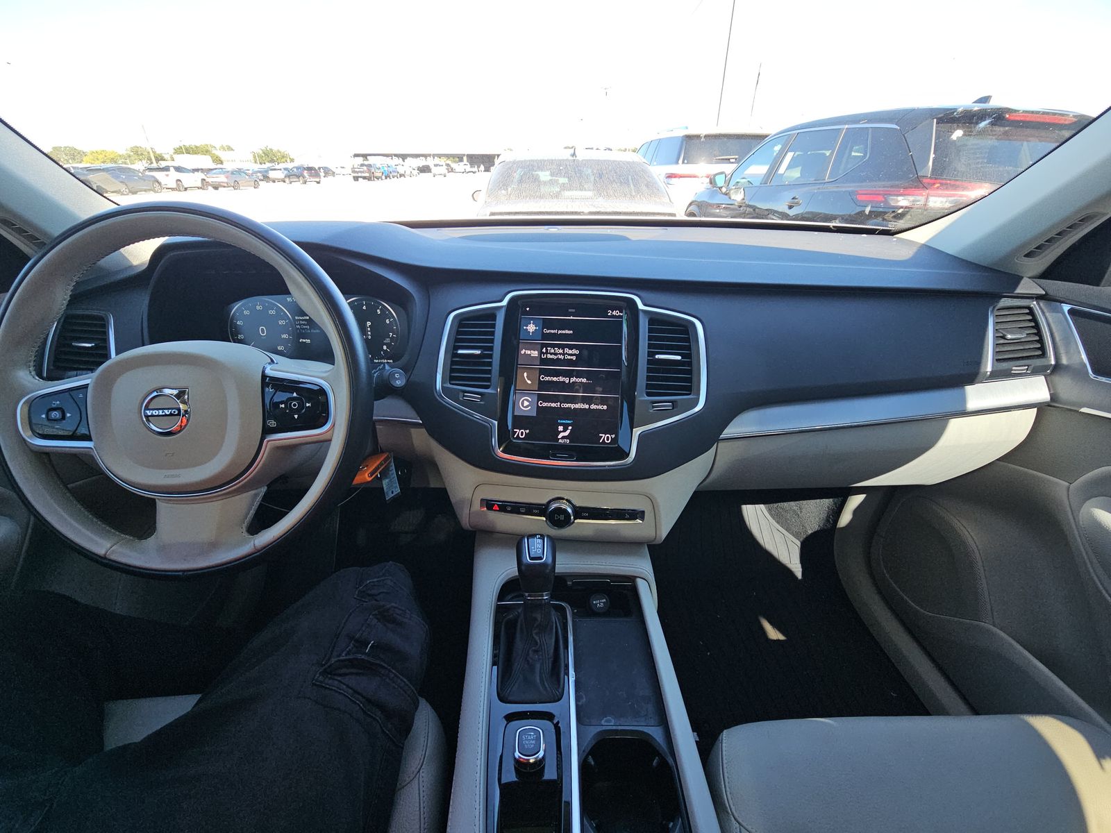 2022 Volvo XC90 T5 Momentum FWD