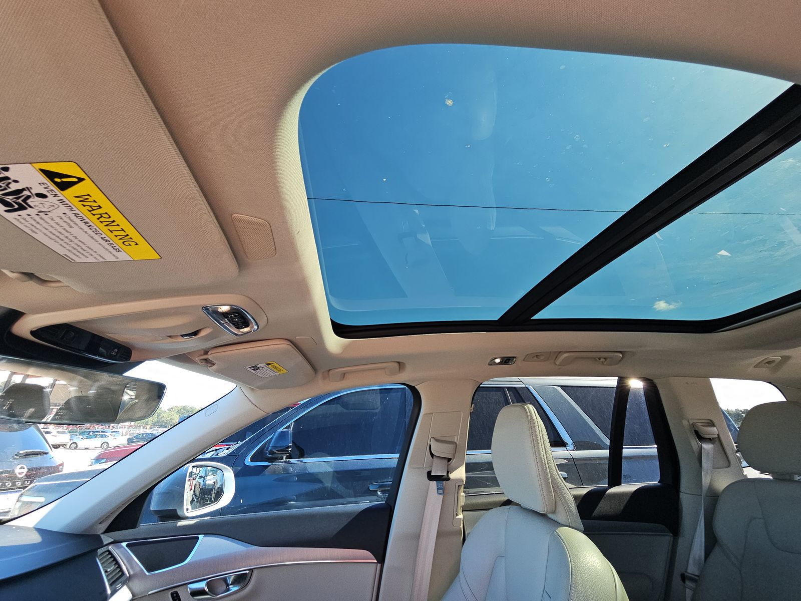 2022 Volvo XC90 T5 Momentum FWD