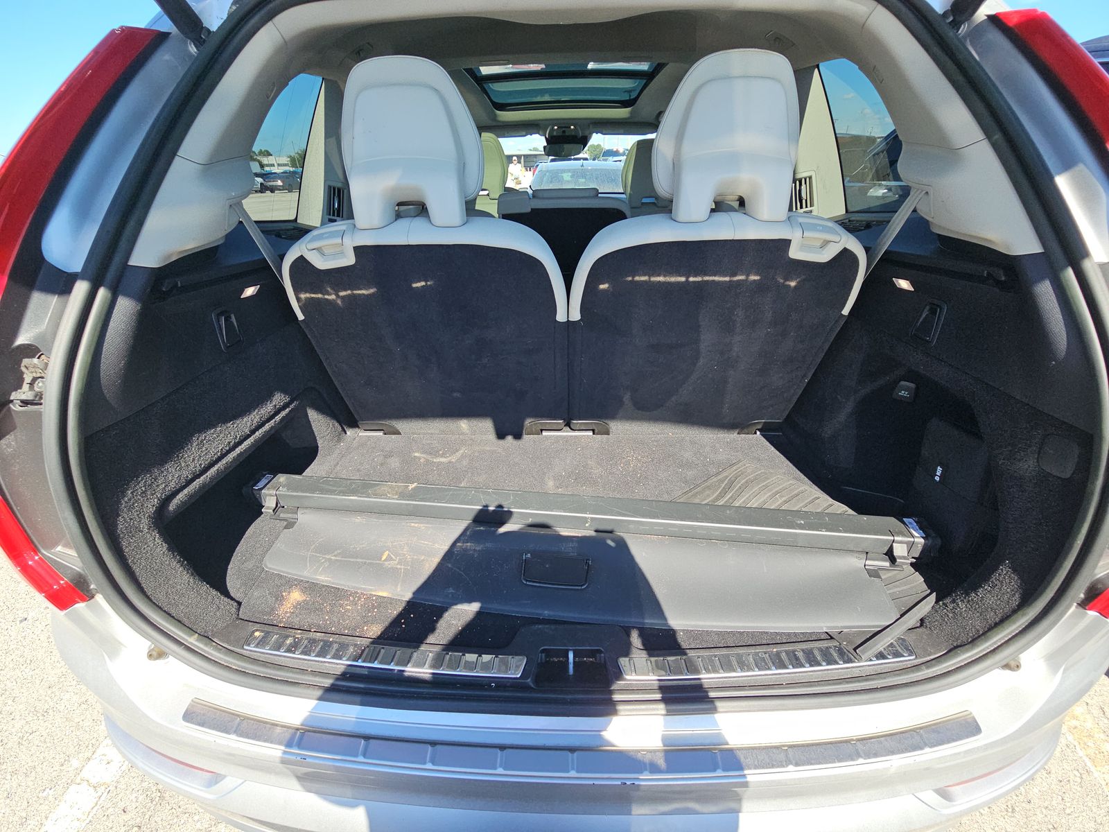 2022 Volvo XC90 T5 Momentum FWD