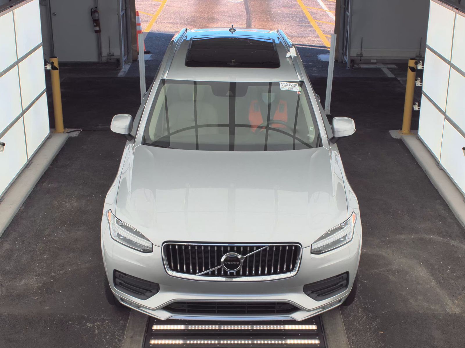 2022 Volvo XC90 T5 Momentum FWD