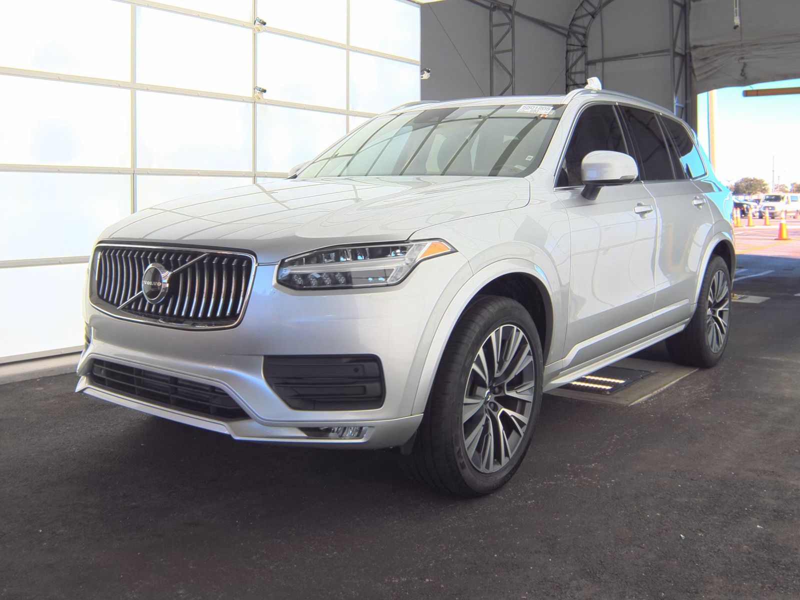 2022 Volvo XC90 T5 Momentum FWD