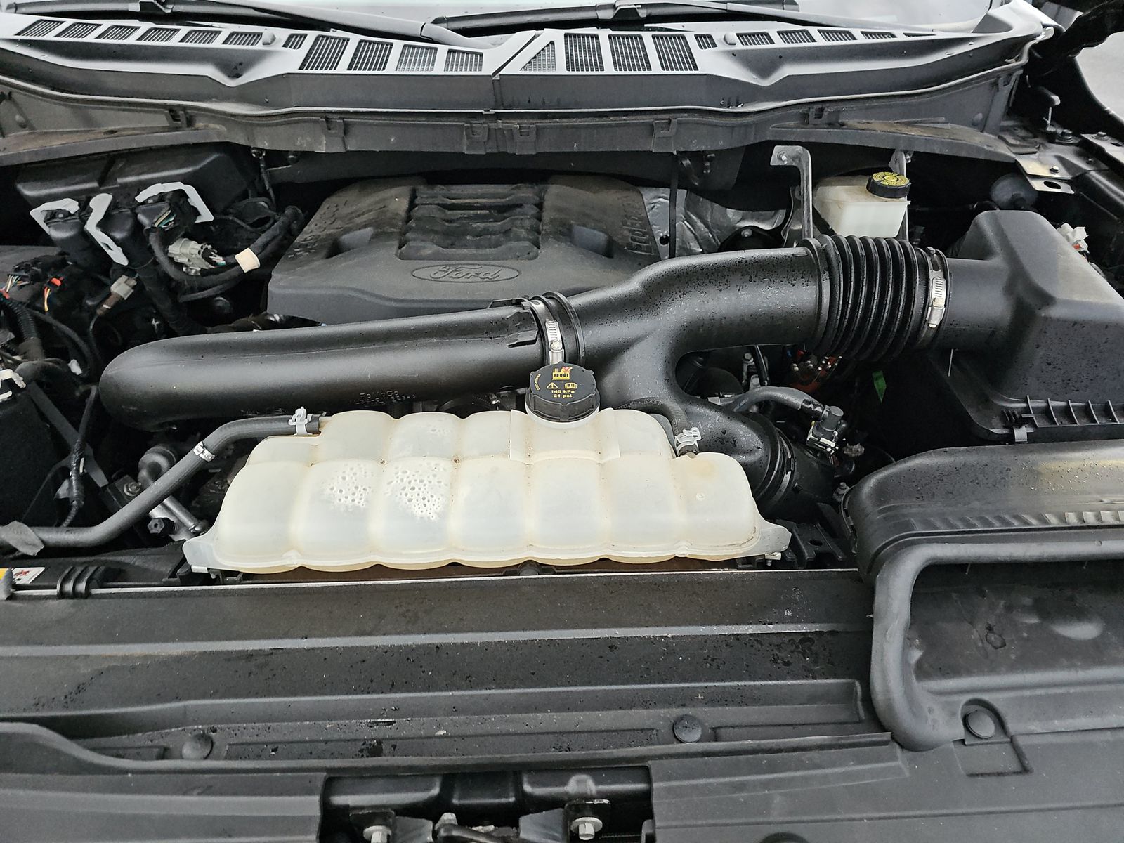 2022 Ford F-150 XLT AWD