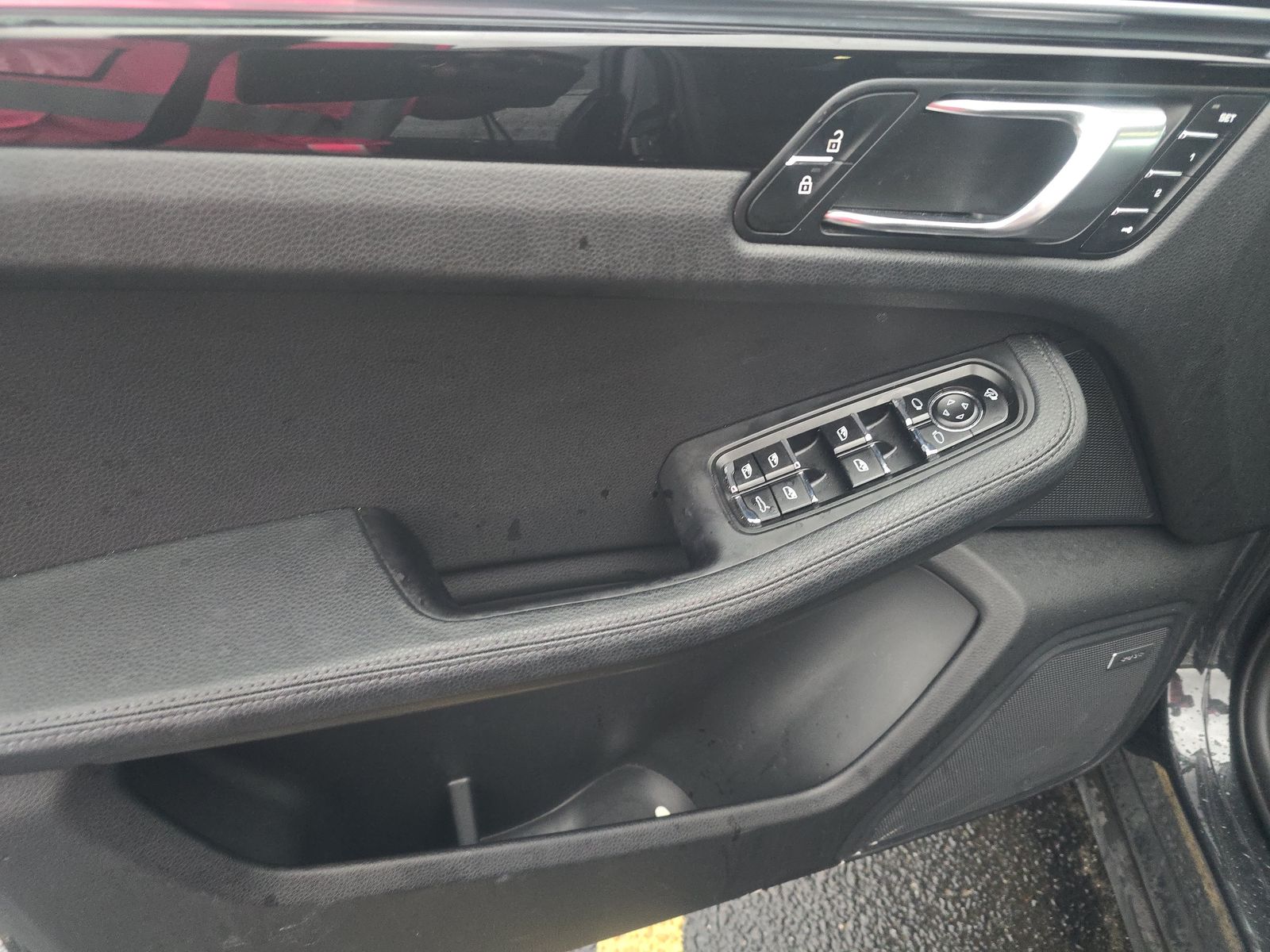 2023 Porsche Macan Base AWD