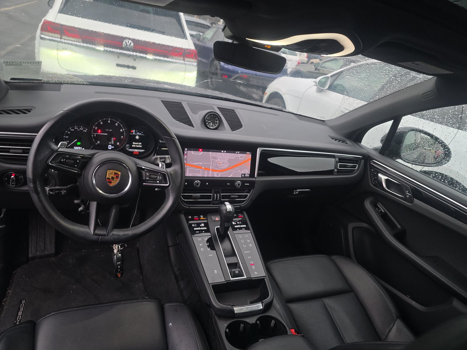 2023 Porsche Macan Base AWD