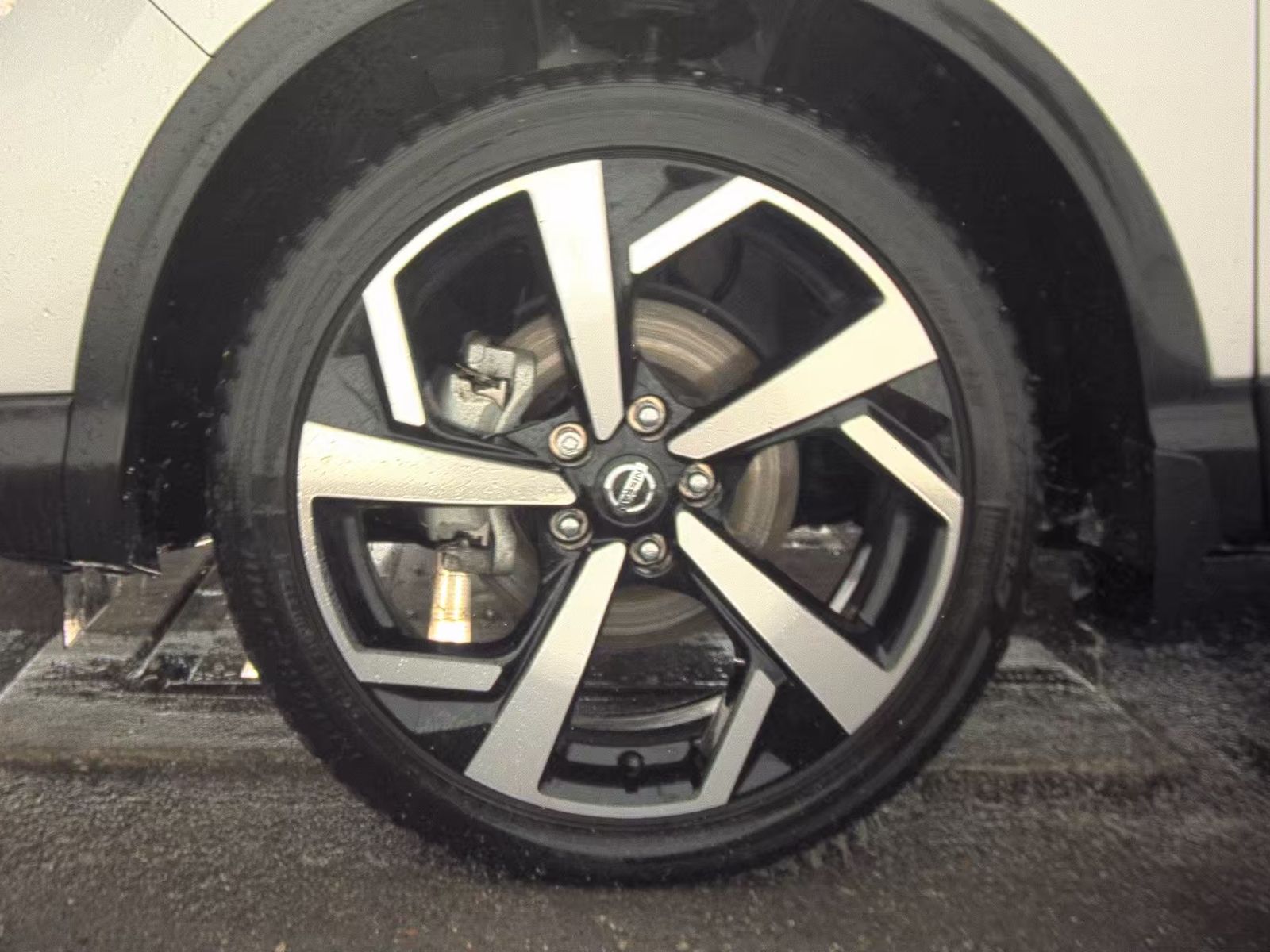 2022 Nissan Rogue Sport SL AWD