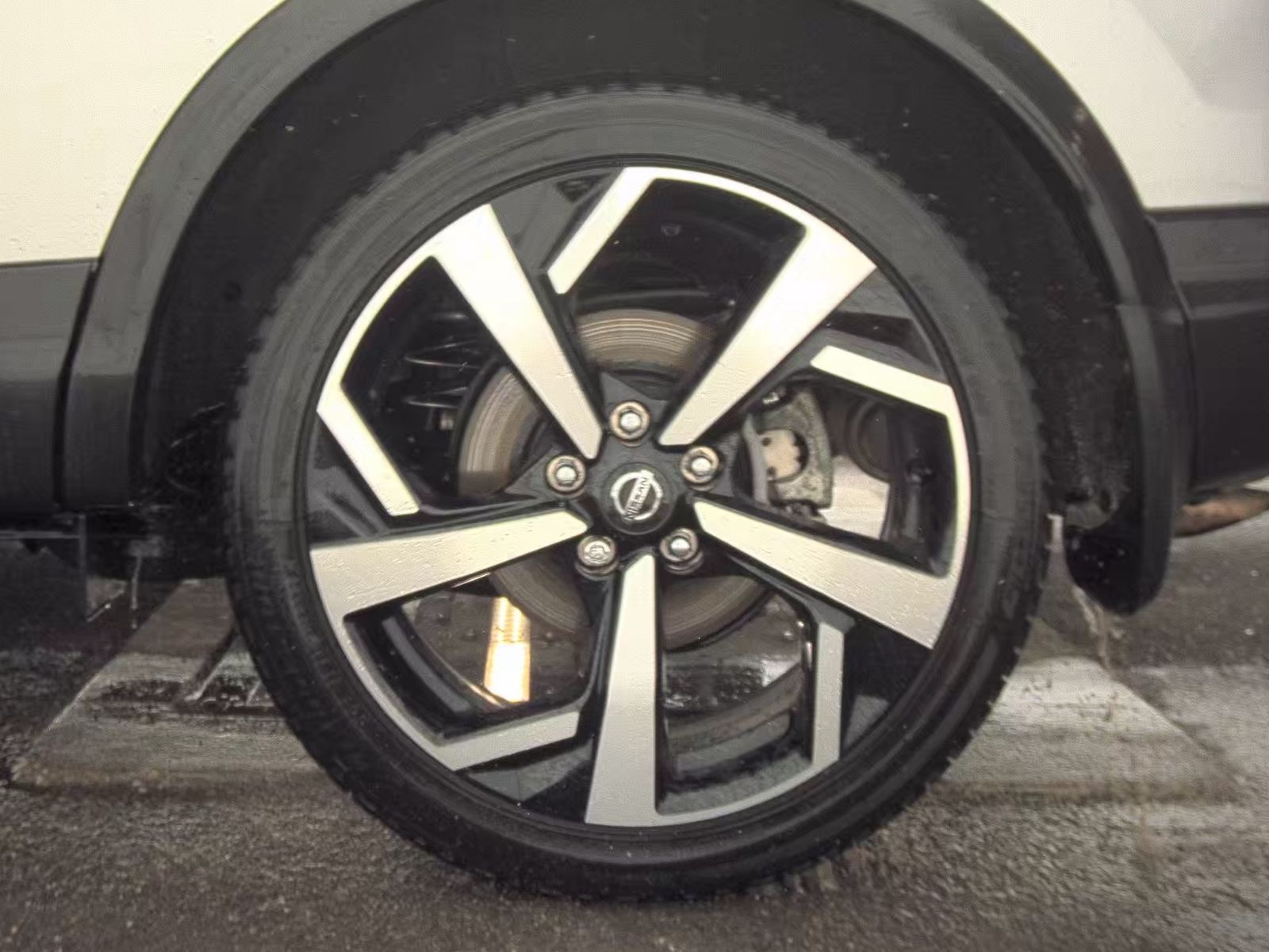 2022 Nissan Rogue Sport SL AWD