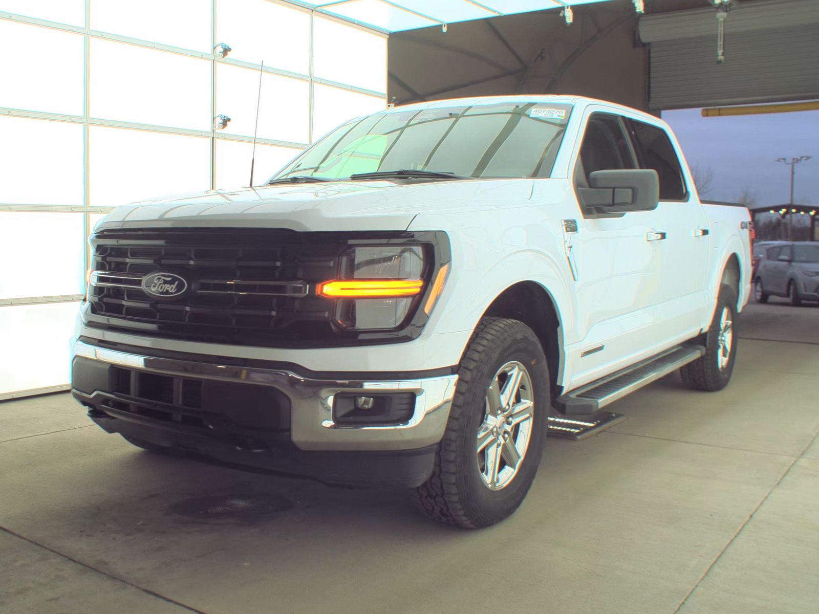 2025 Ford F-150 Hybrid XLT AWD