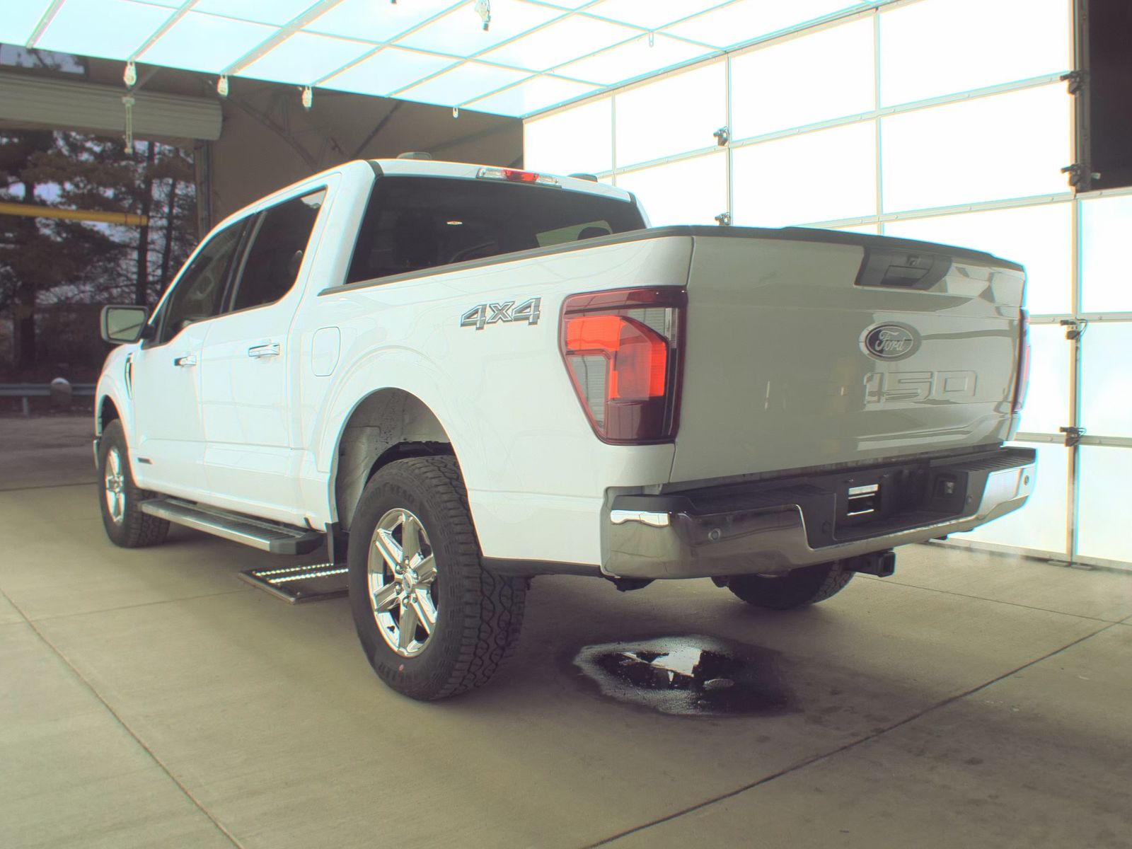 2025 Ford F-150 Hybrid XLT AWD