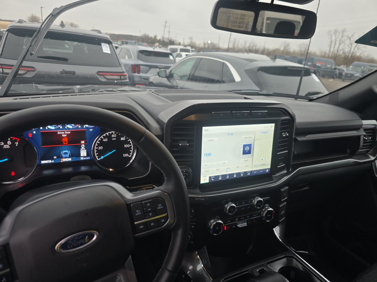 2023 Ford F-150 XLT AWD