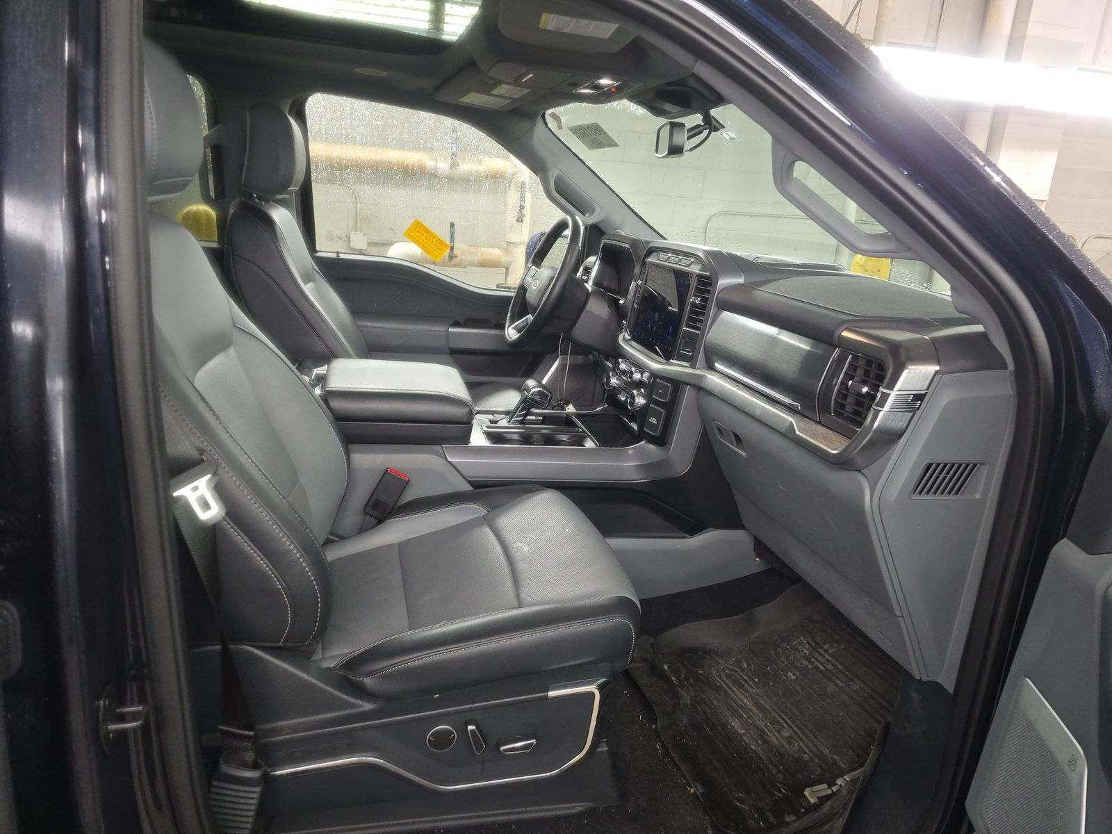 2023 Ford F-150 Lariat AWD