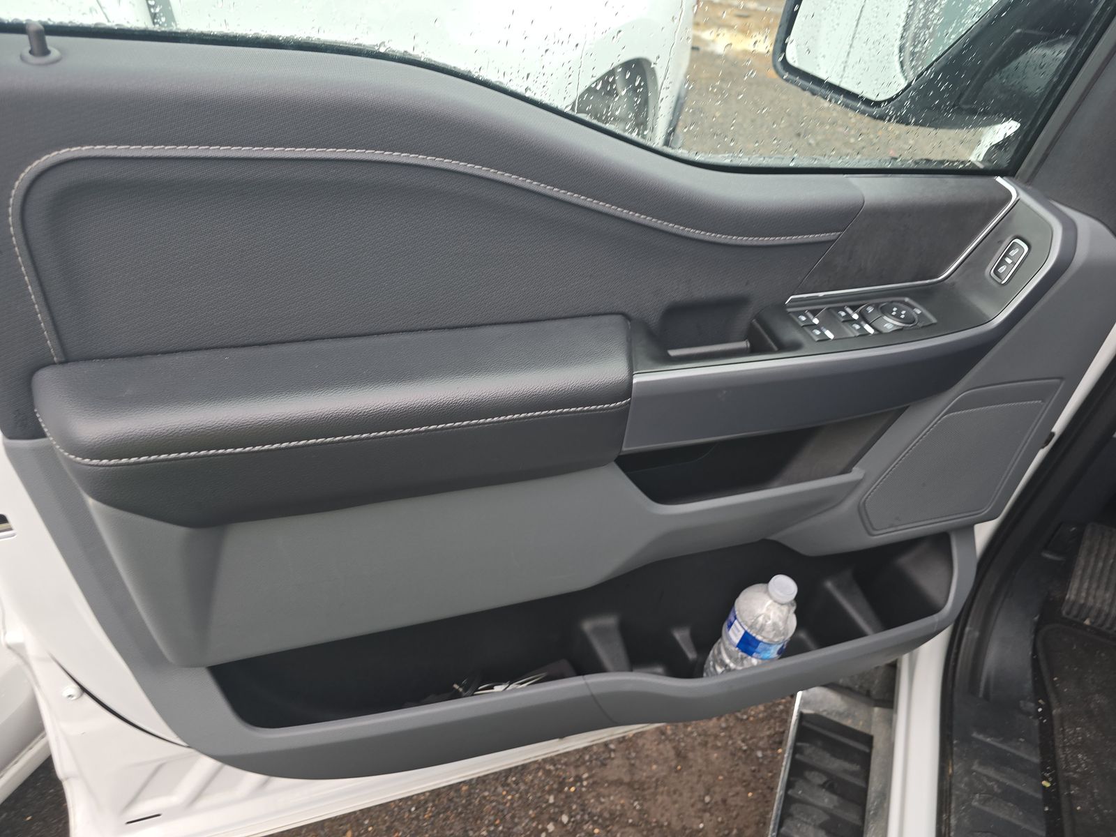 2025 Ford F-150 XLT AWD