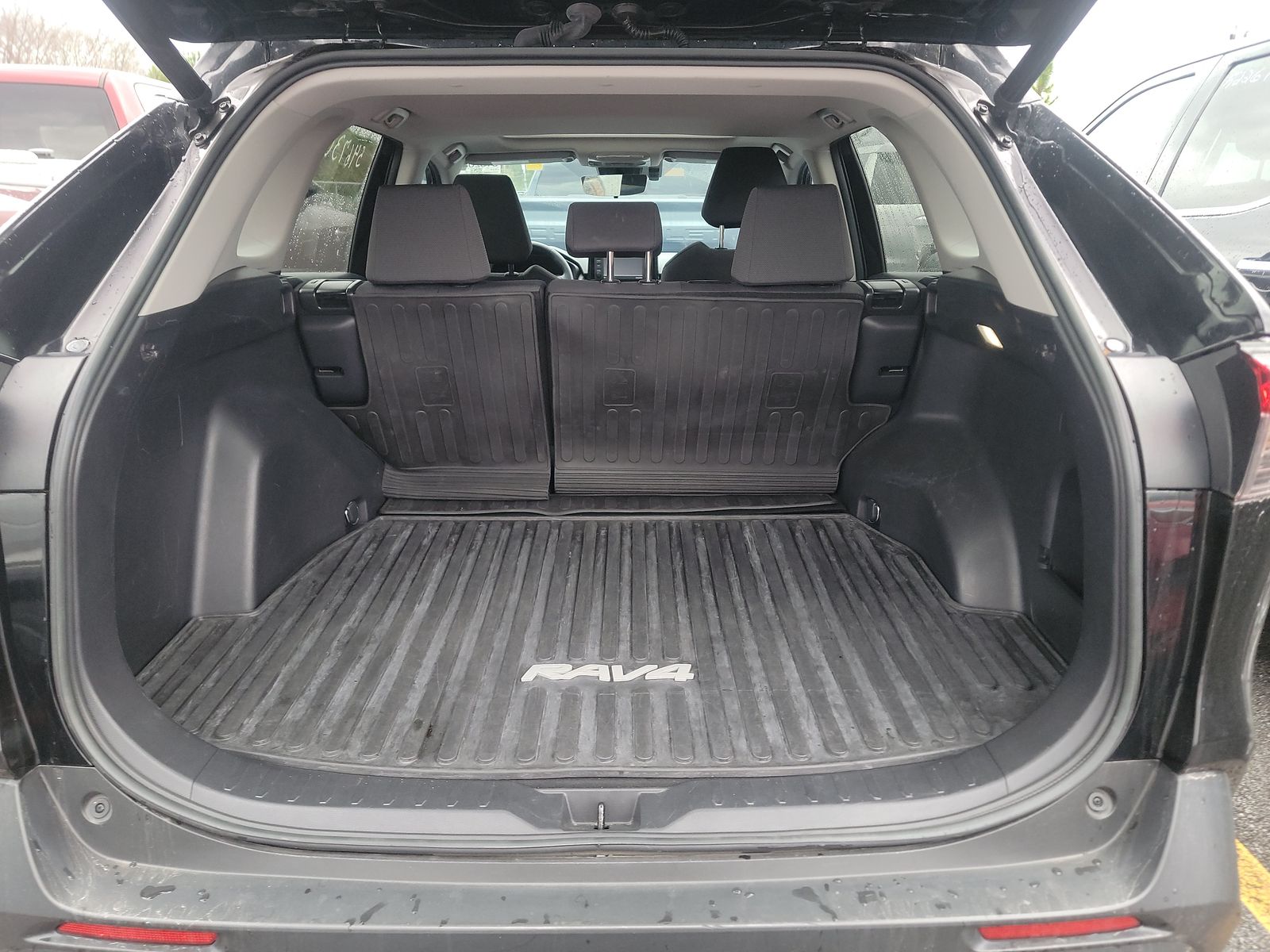 2022 Toyota RAV4 XLE FWD