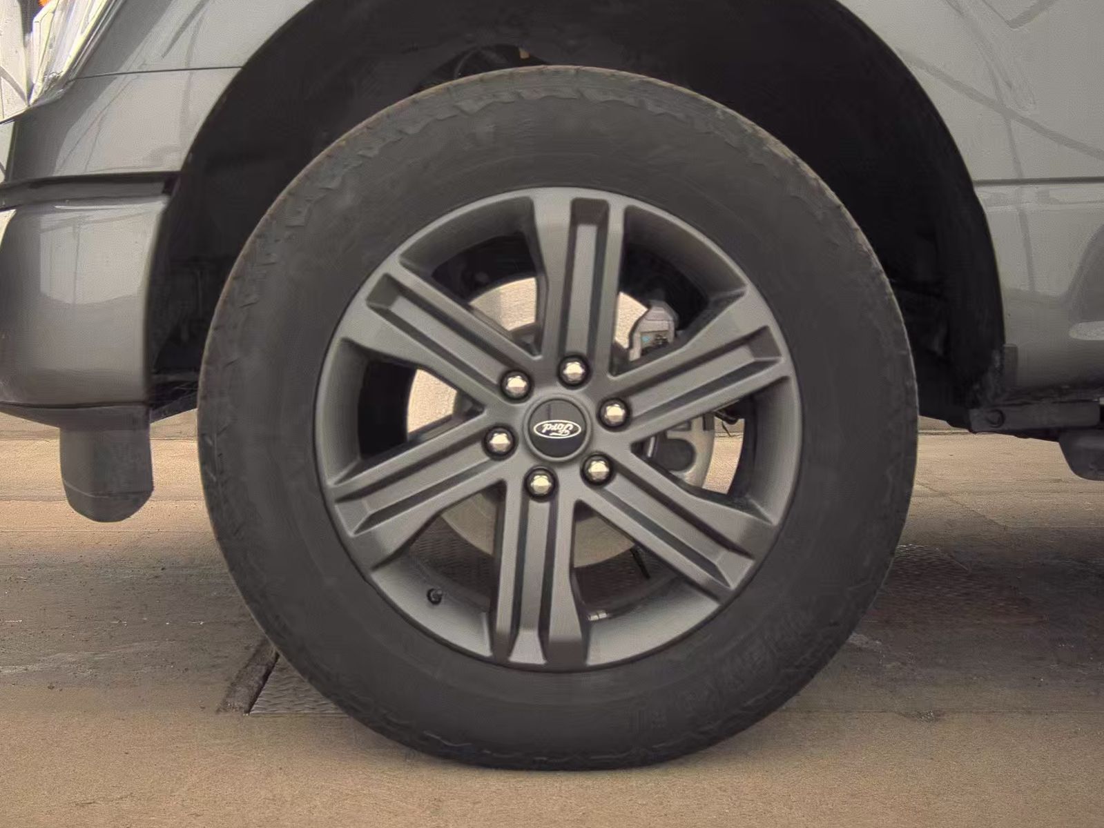 2023 Ford F-150 XLT AWD