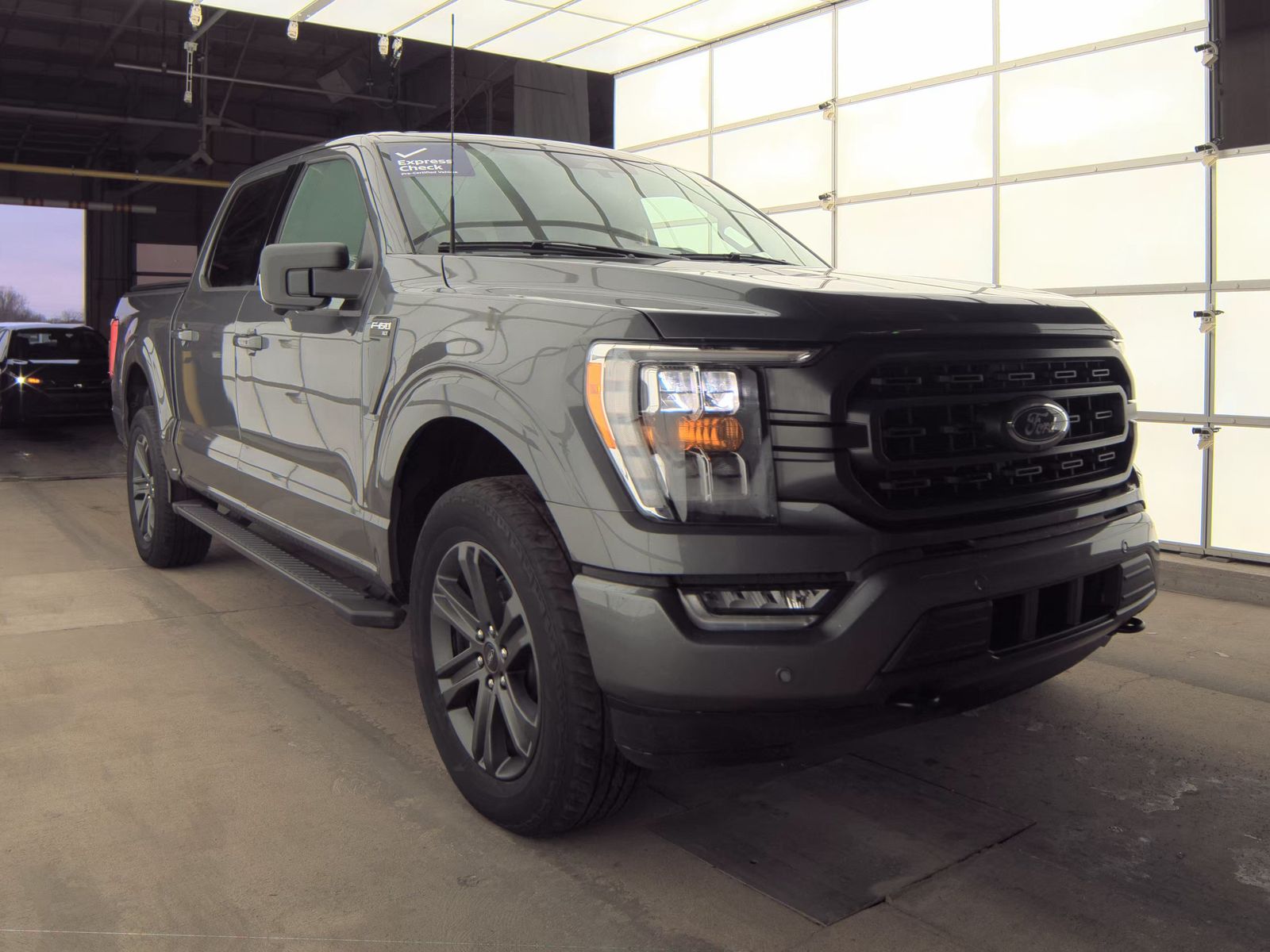 2023 Ford F-150 XLT AWD