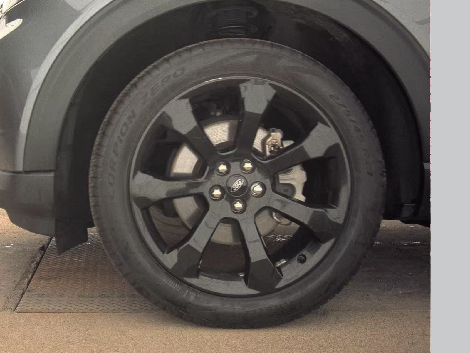 2023 Ford Explorer ST-Line AWD