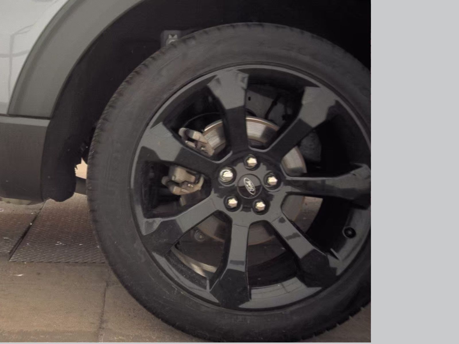 2023 Ford Explorer ST-Line AWD