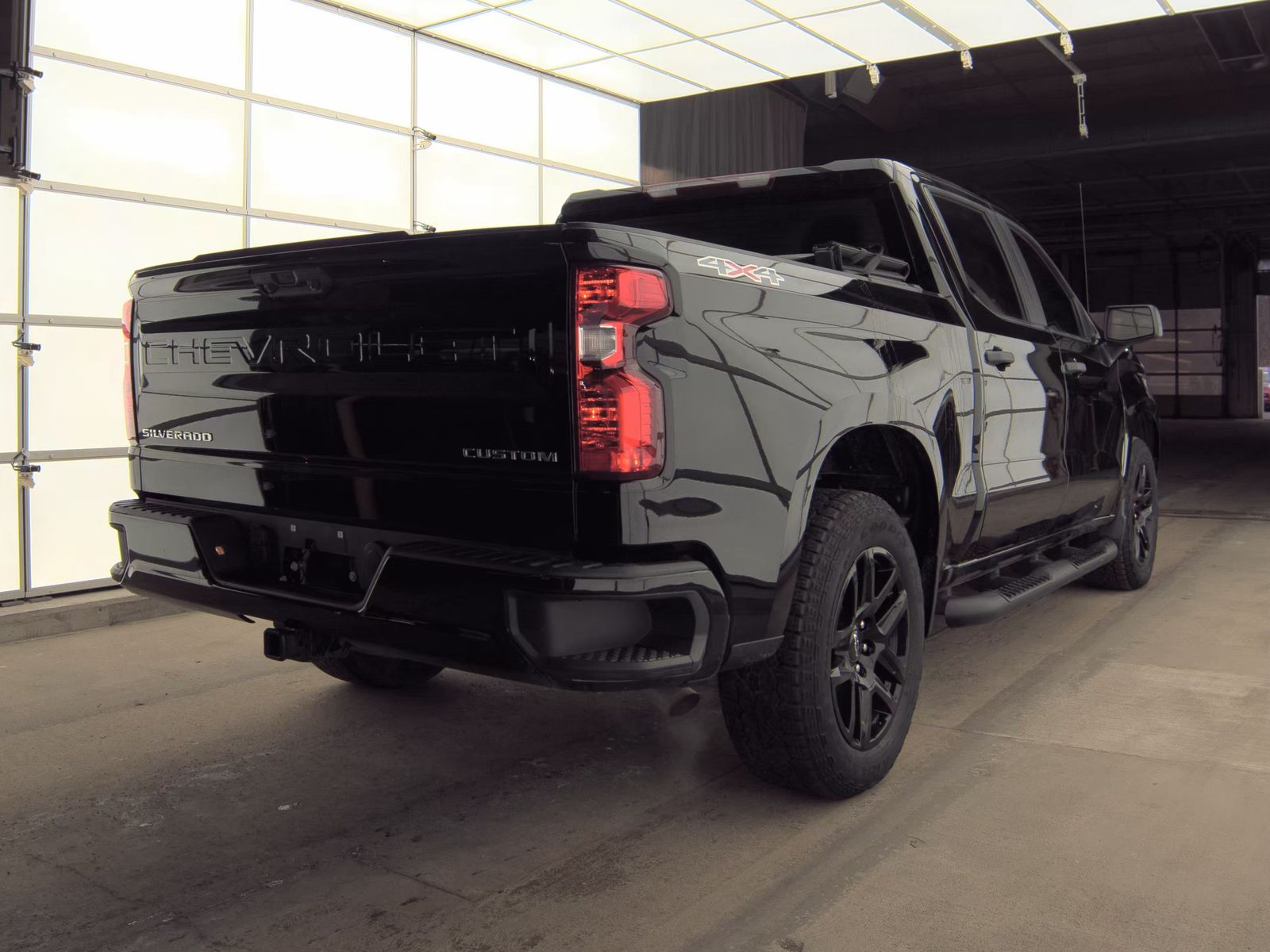 2024 Chevrolet Silverado 1500 Custom AWD