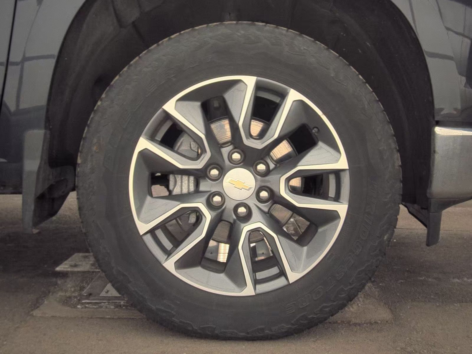 2023 Chevrolet Silverado 1500 LT AWD