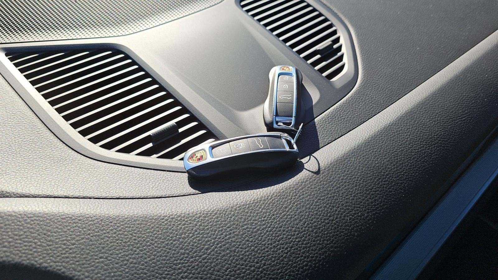 2024 Porsche Cayenne Base AWD