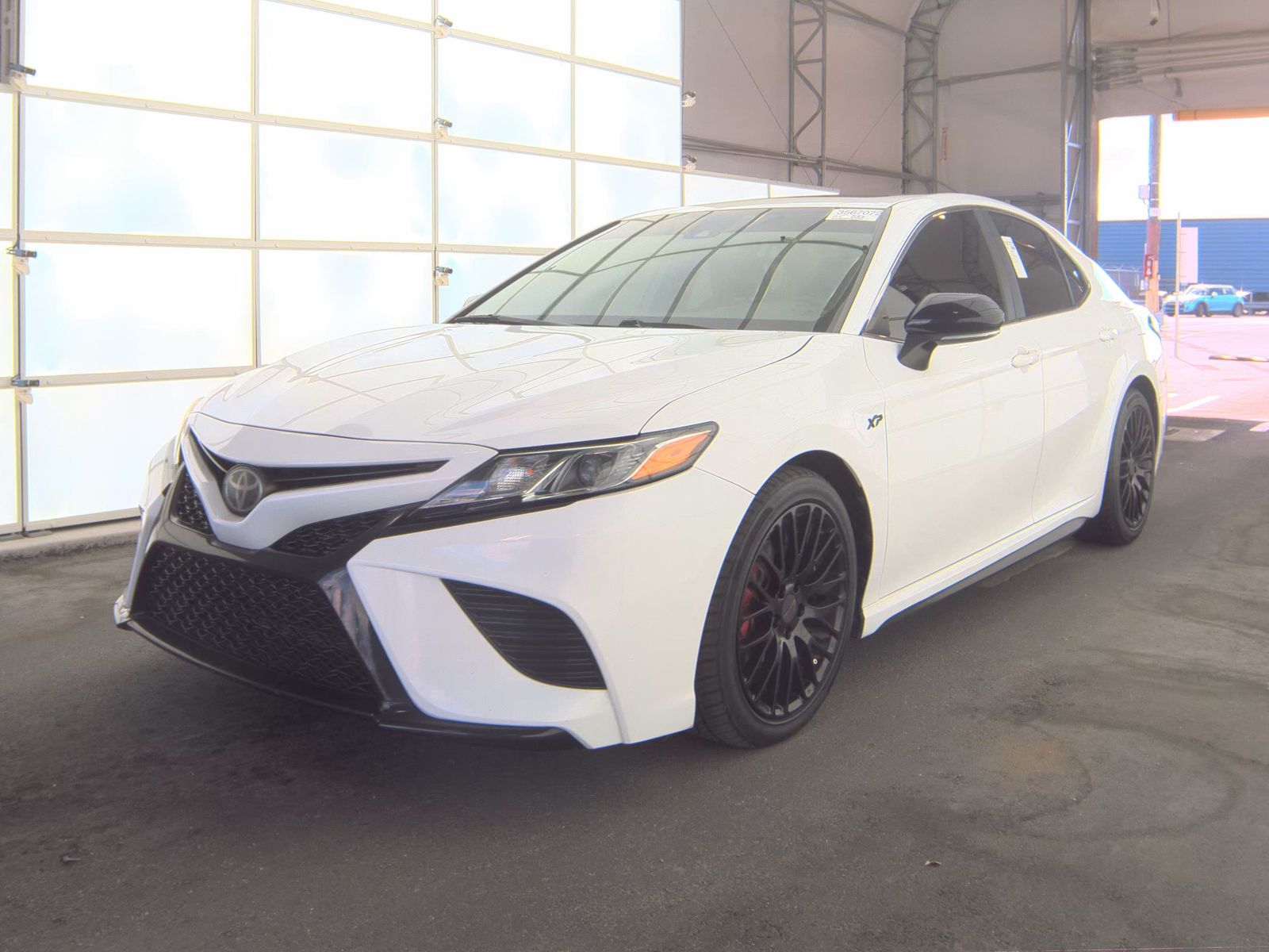 2019 Toyota Camry SE FWD