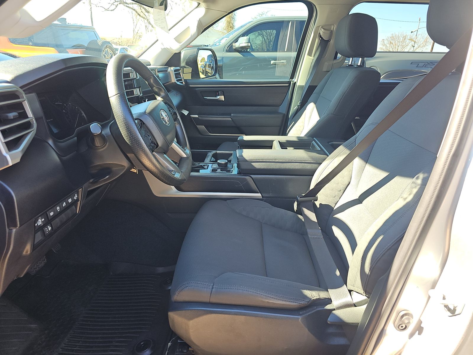 2023 Toyota Tundra SR5 AWD