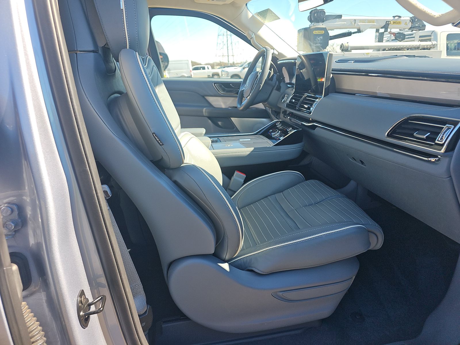 2023 Lincoln Navigator L Black Label AWD