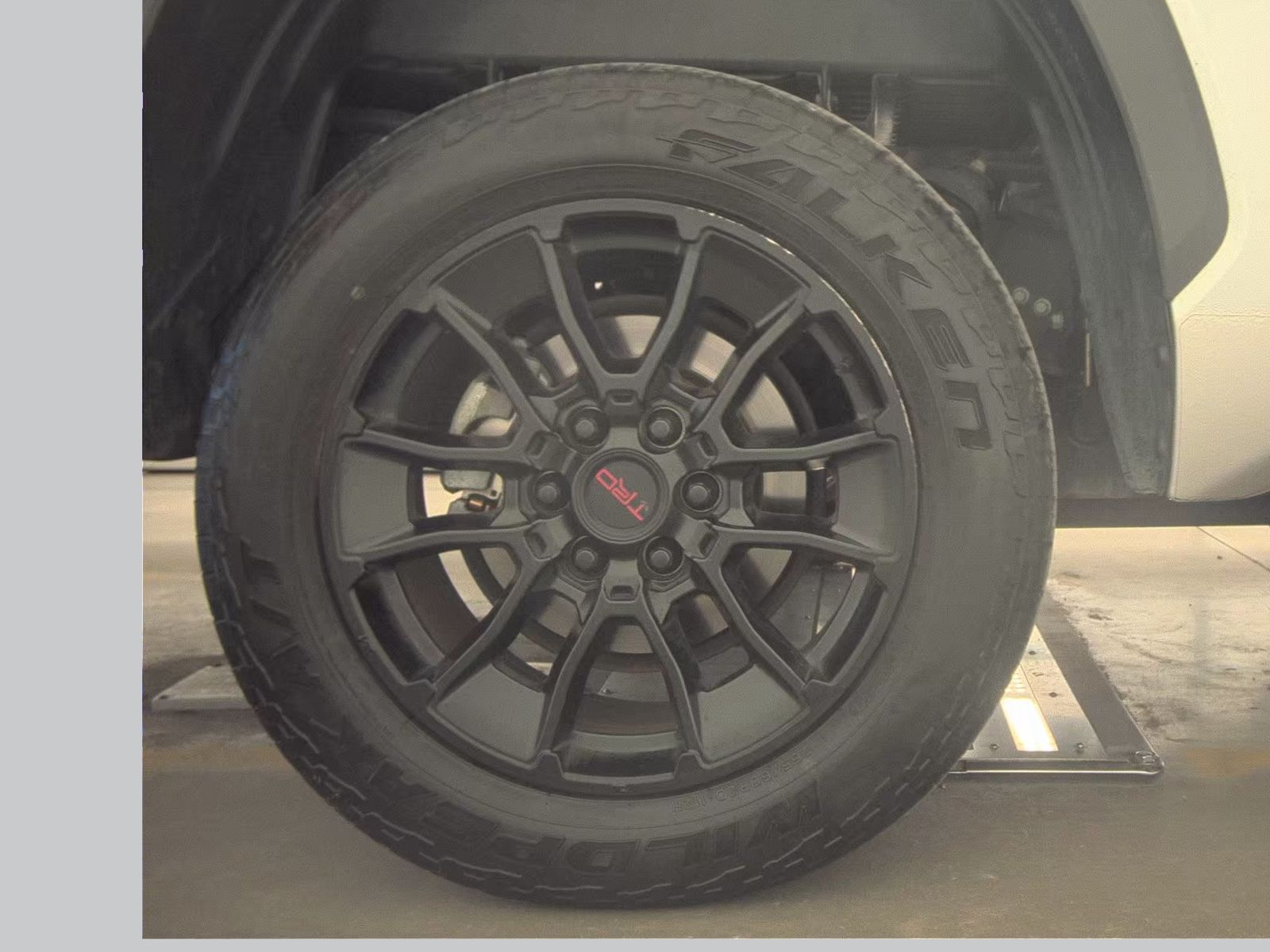 2023 Toyota Tundra SR5 AWD