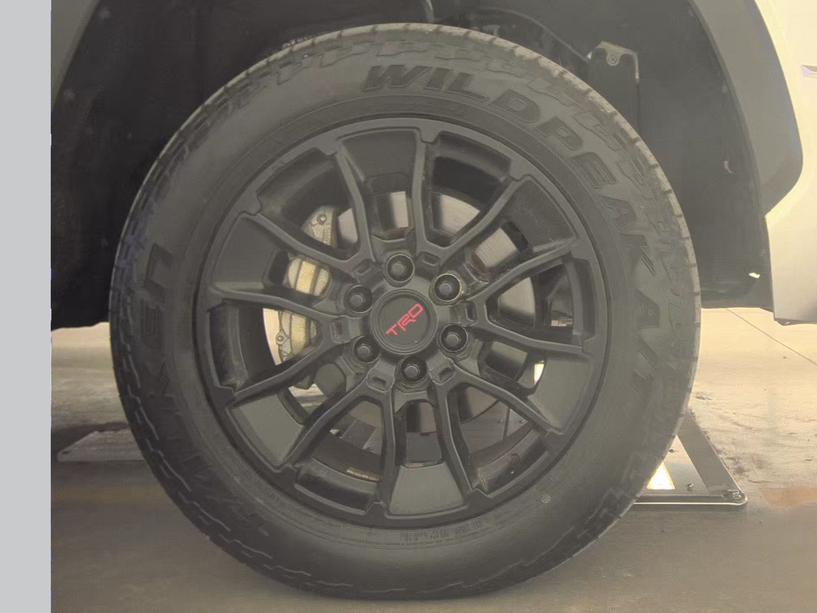 2023 Toyota Tundra SR5 AWD