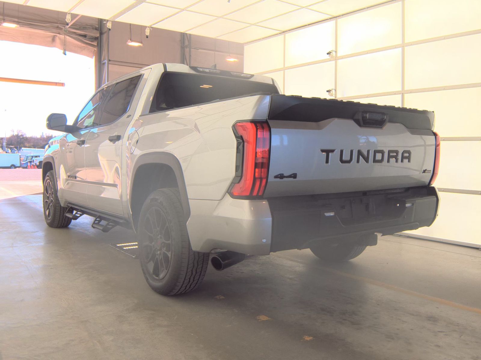 2023 Toyota Tundra SR5 AWD