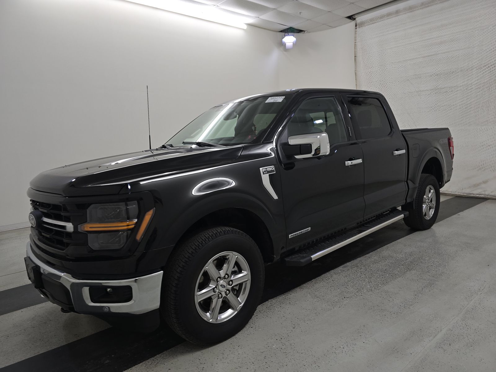2024 Ford F-150 Hybrid XLT AWD