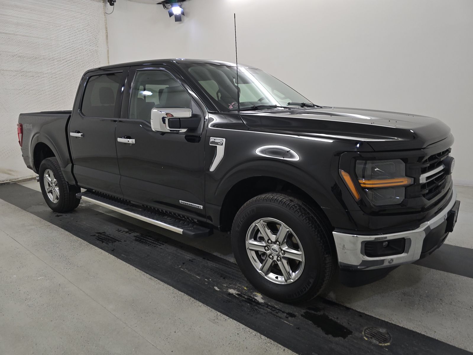 2024 Ford F-150 Hybrid XLT AWD