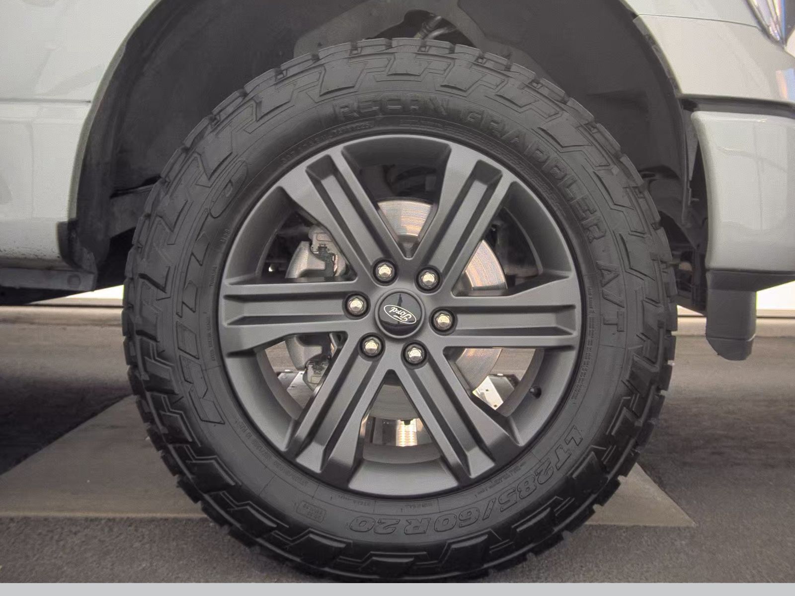 2023 Ford F-150 Lariat AWD